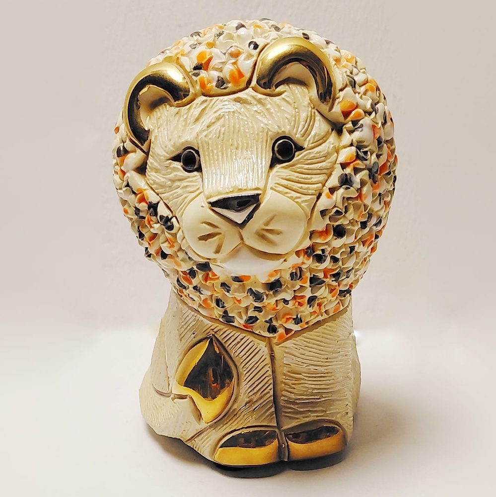 León colección Confetti - Artesanía DeRosa Rinconada. Naranja 