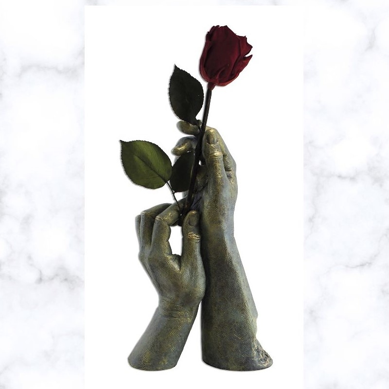 Skulptur „Für Dich“, mit konservierter Rose. De Angeles Anglada 