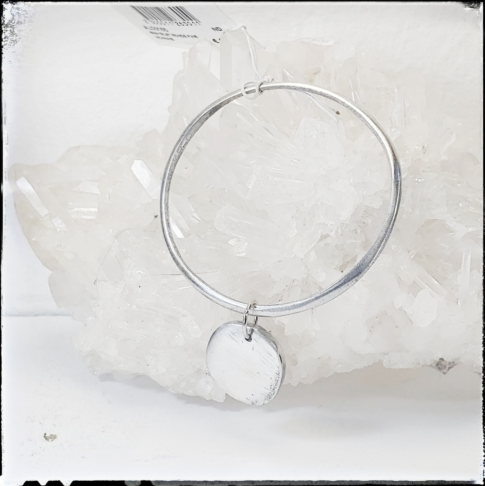 Hoop Bracelet with Coin - Vestopazzo Aluminum Jewelry AL00165 - Temasarte 