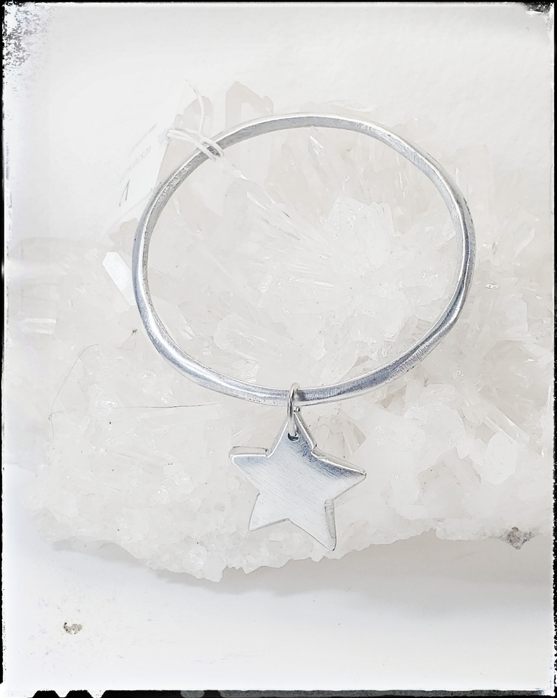 Star Hoop Bracelet - Vestopazzo Aluminum Jewelry AL00167 - Temasarte 