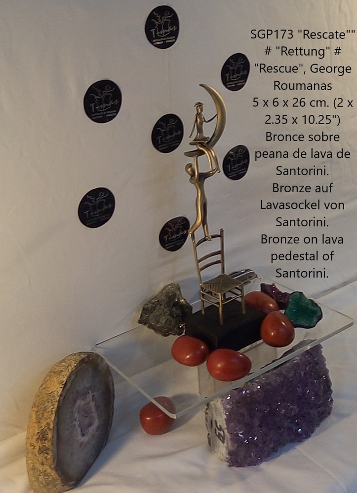 Bronzeskulptur auf Lava 