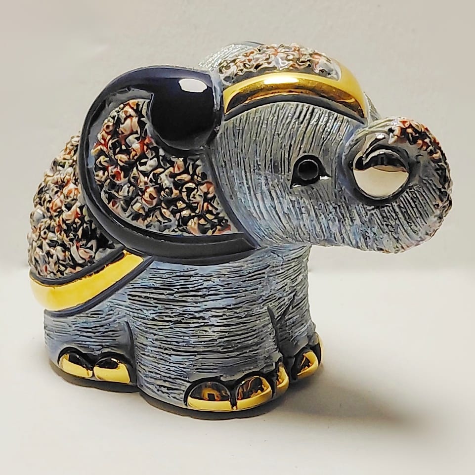 Elefante Colección Confetti B01B - Artesanía DeRosa Rinconada en T-mas y Temasarte.com. 