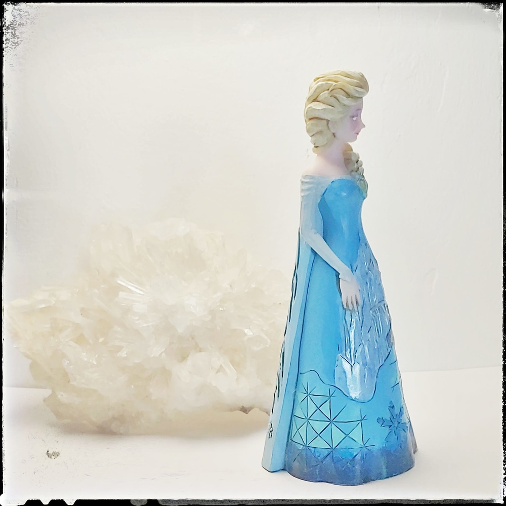 Polychrome Harzfigur Elsa 