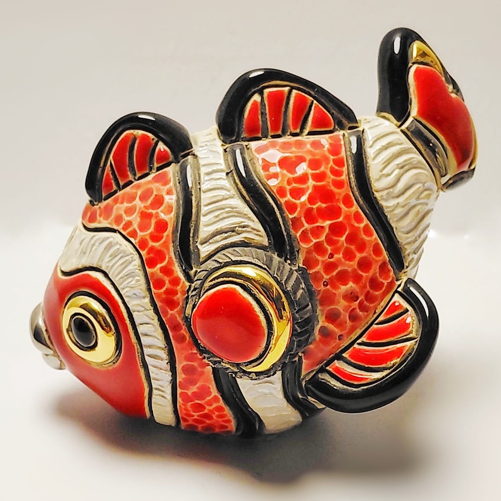 Baby-Clownfisch F370 – Artesanía DeRosa Rinconada auf T-mas und Temasarte.com. 