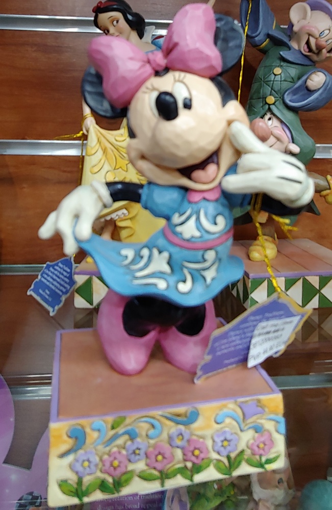 Giving me a call! (Minnie Mouse) - Disney Collections 