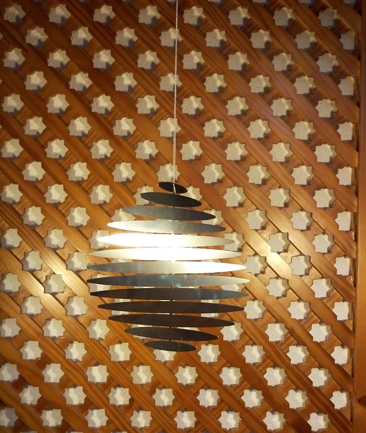 Móvil espiral circular 