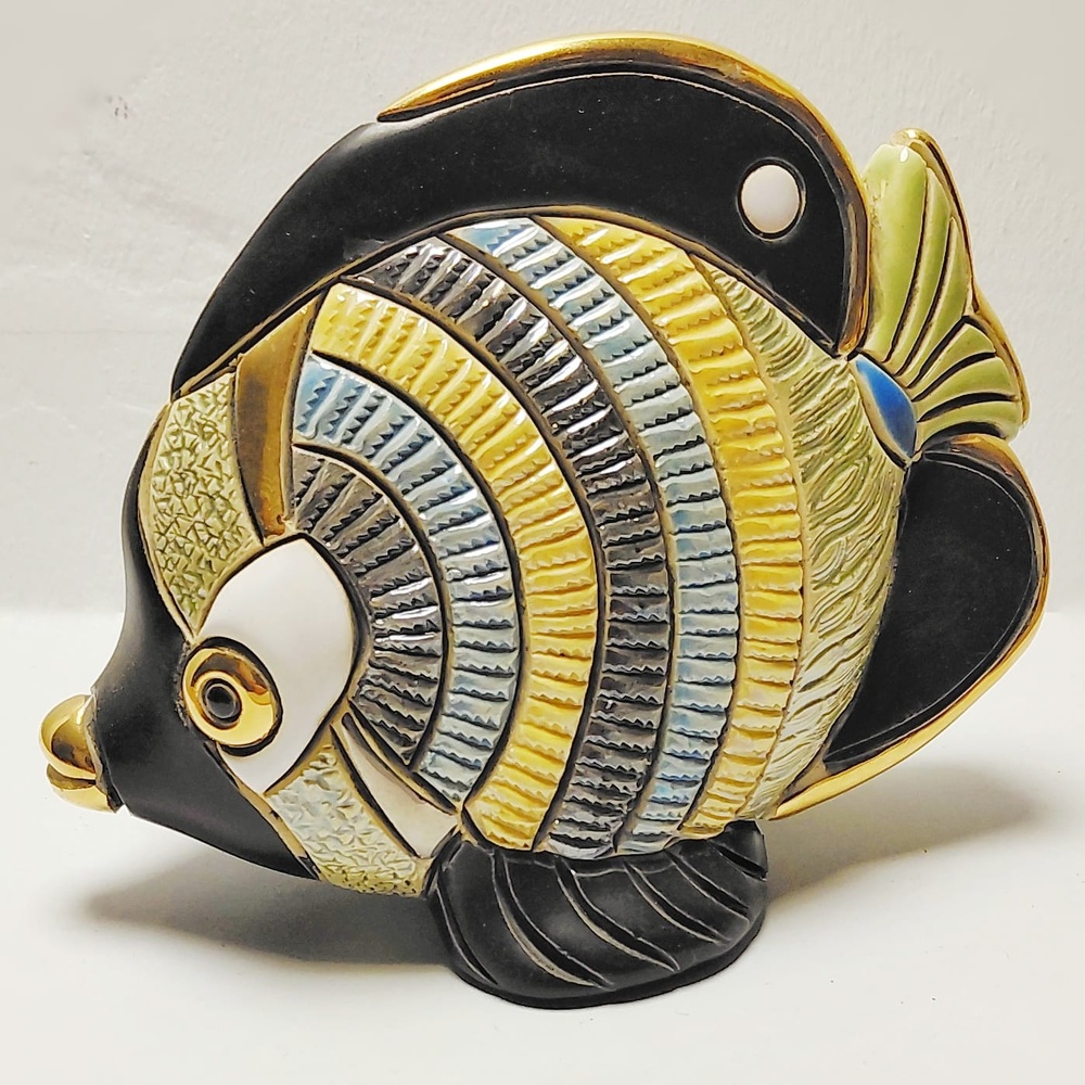 Pez mariposa F154 - Artesanía DeRosa Rinconada en T-mas y Temasarte.com. 