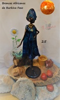 "Elegante Afrikanerin" - Afrikanische Bronzen