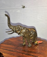 Estudio de Arte Moreno - Elefante de bronce