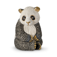Family of Seated Pandas - Rinconada De Rosa